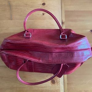Large red overnight/travel bag ❣️